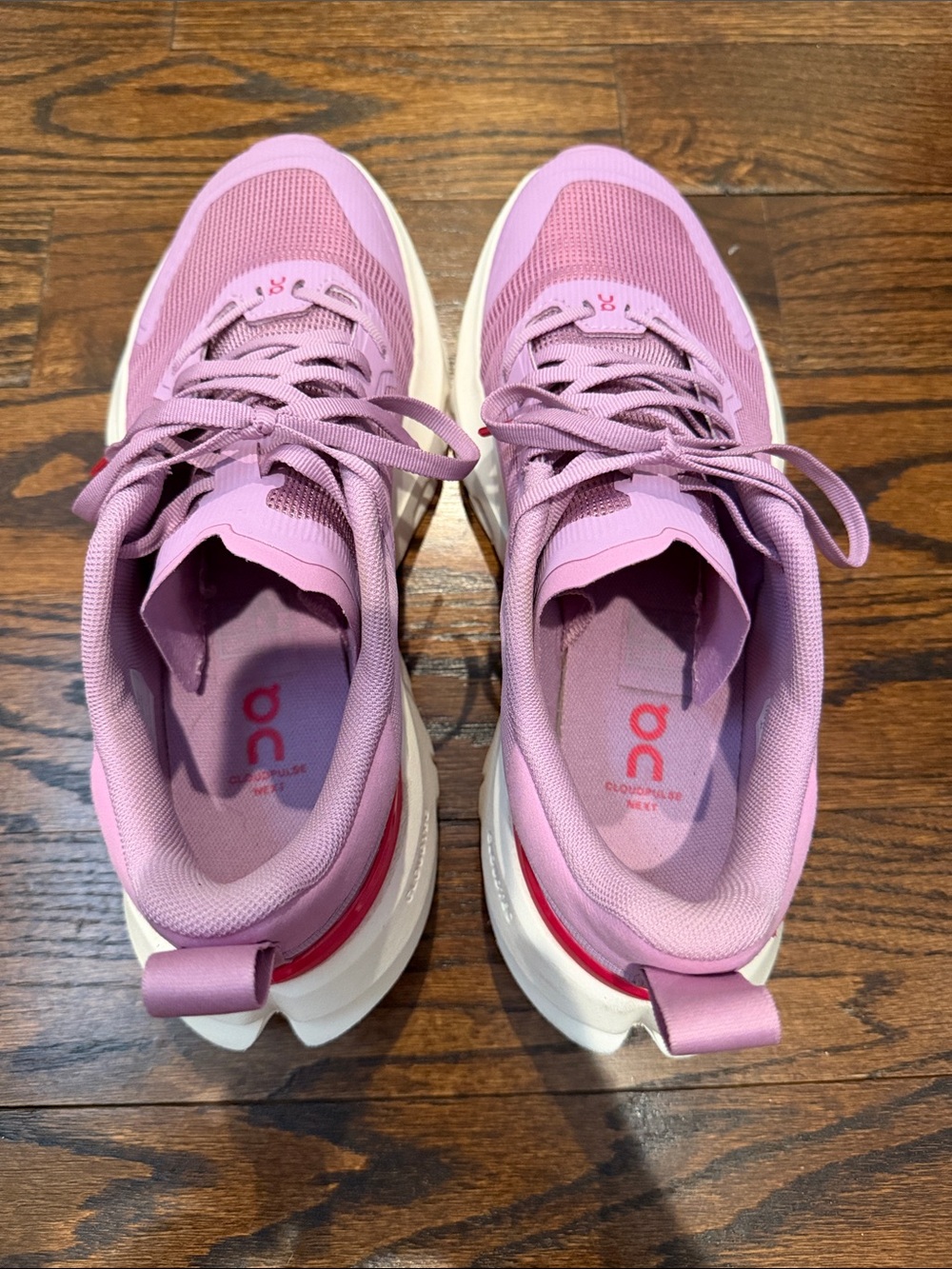 On Running Women's Lavender/Pink Cloudpulse Next Running Shoes - size 9 - Picture 2 of 6